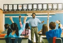 Carthage R-9 base pay for teachers increased to $45,000